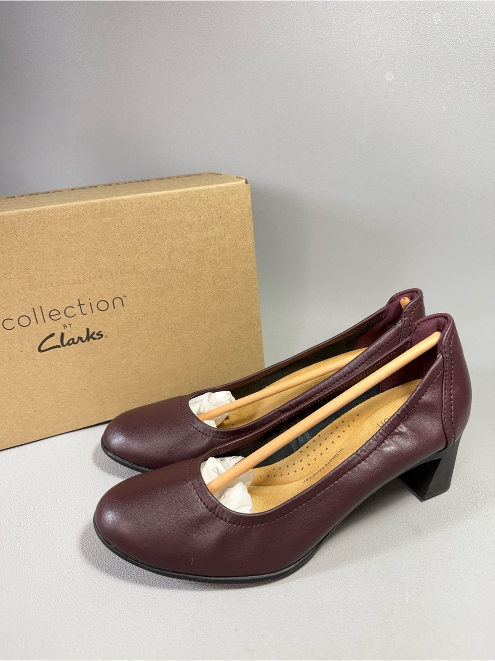 Clarks Neiley Pearl Burgundy Leather Mid Block Heel Pumps